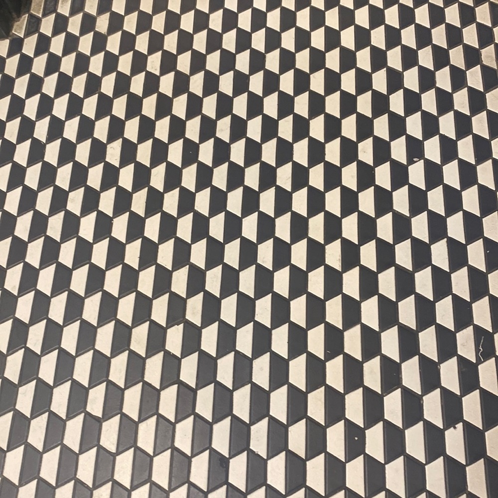 Meet your Posher, Alejandra